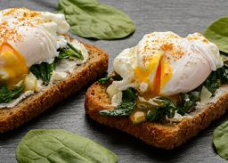 Recette Toast oeuf poché, épinard et saumon