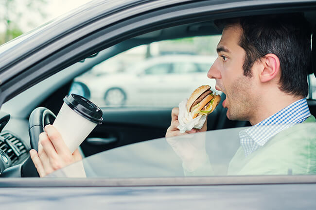 spijsvertering verbeteren: in rust eten