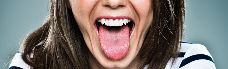 dépôt blanc sur la langue