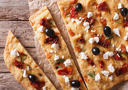recette foccacia fromage chevre olives